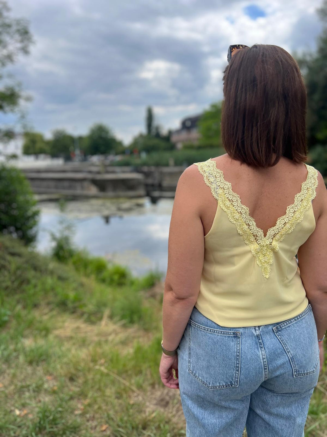 lizzy yellow top