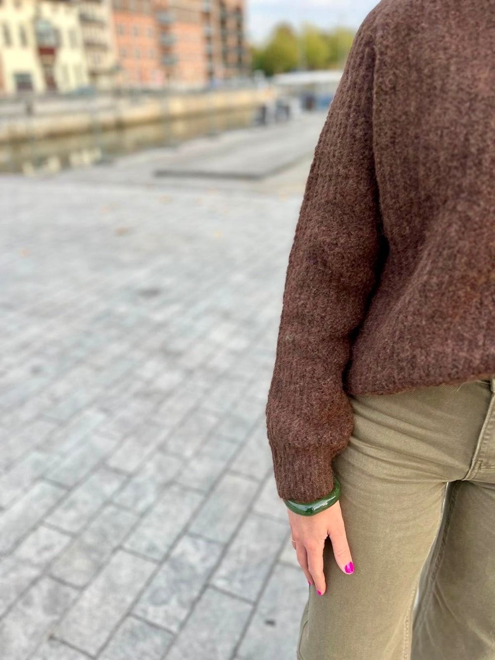 chocolate knit