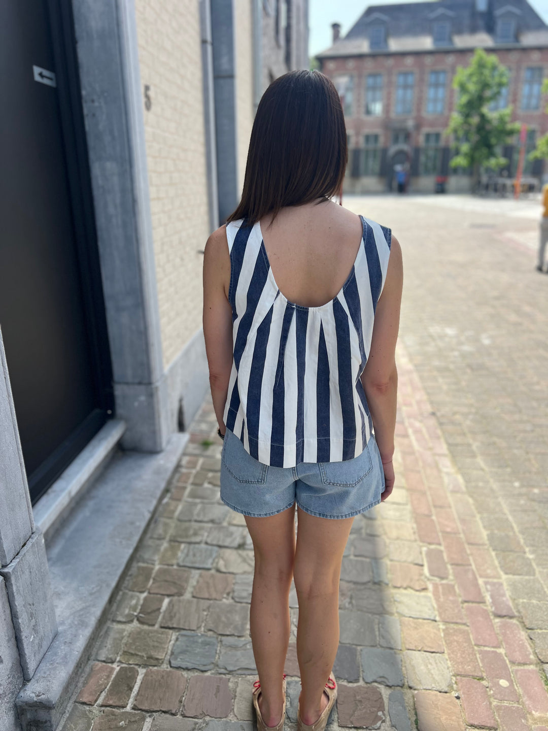 adele blue top
