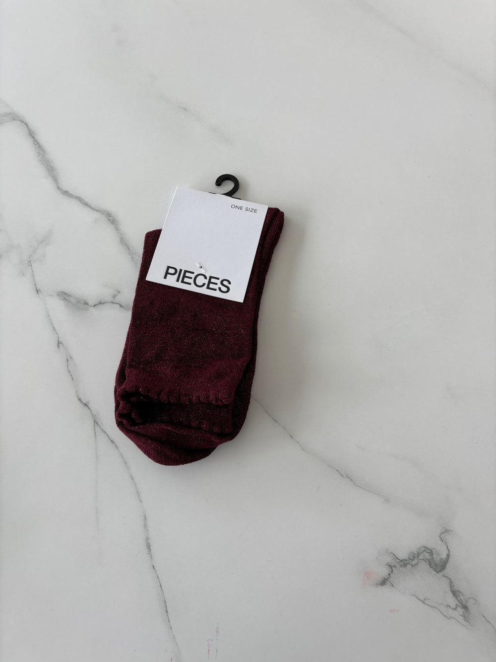 burgundy glitter sokjes