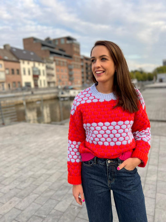 red knit
