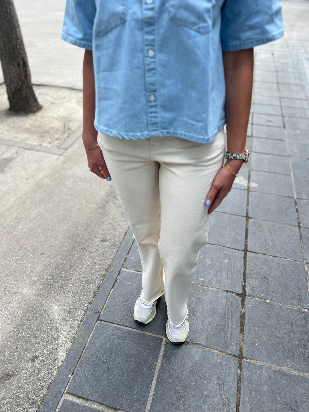 beige lia jeans