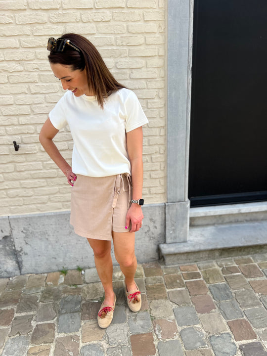 perfect white tee